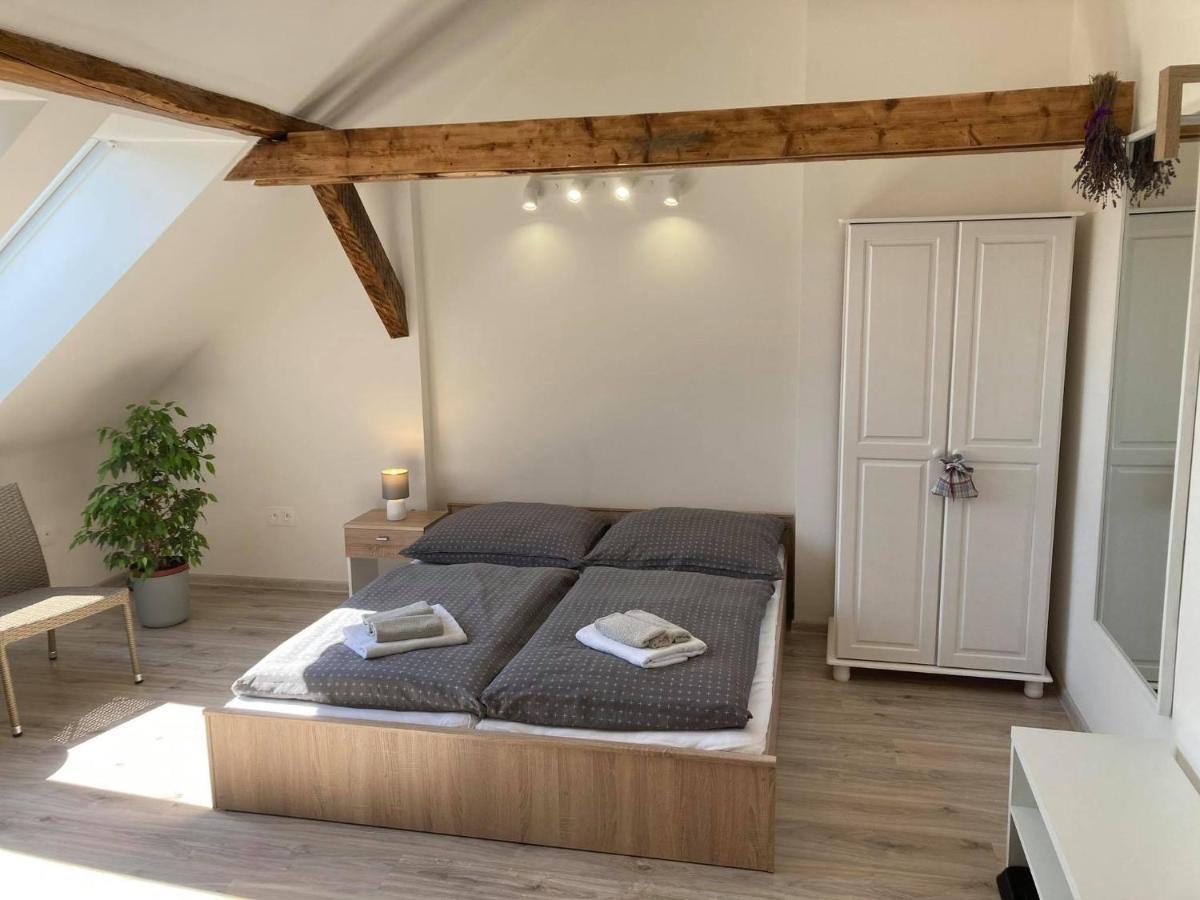 Apartmany Pod Radhostem Rožnov pod Radhoštěm Екстериор снимка