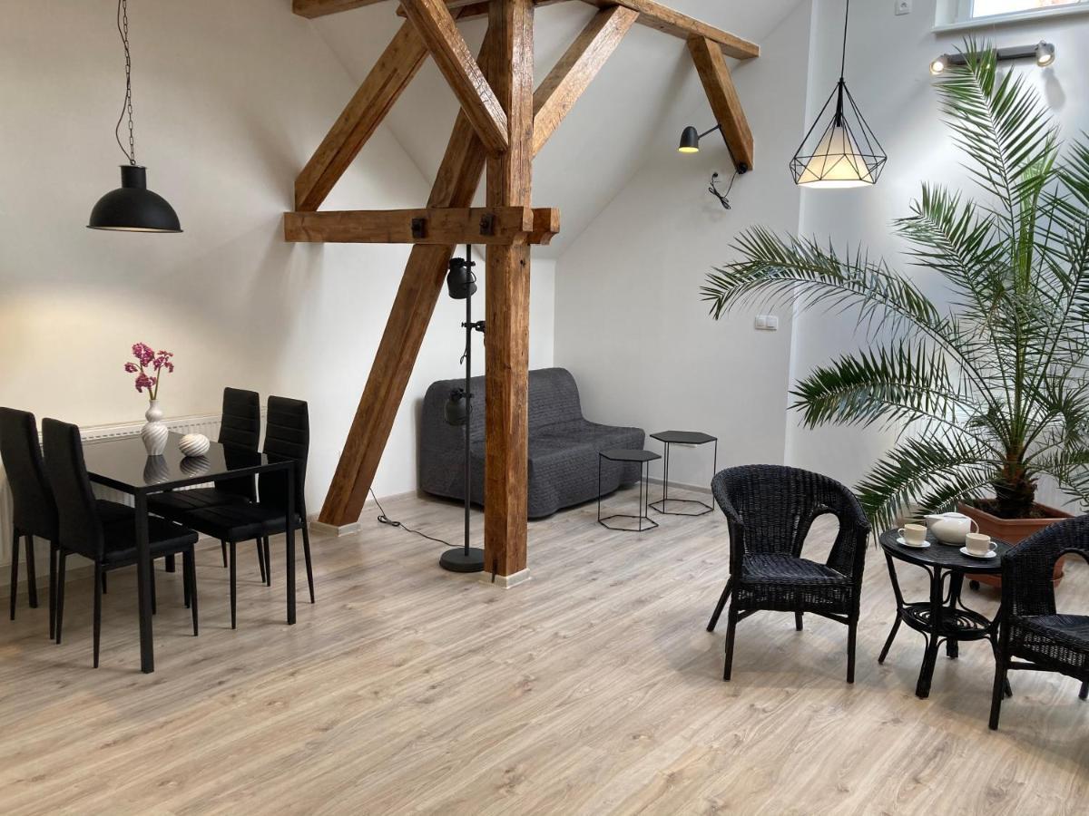 Apartmany Pod Radhostem Rožnov pod Radhoštěm Екстериор снимка