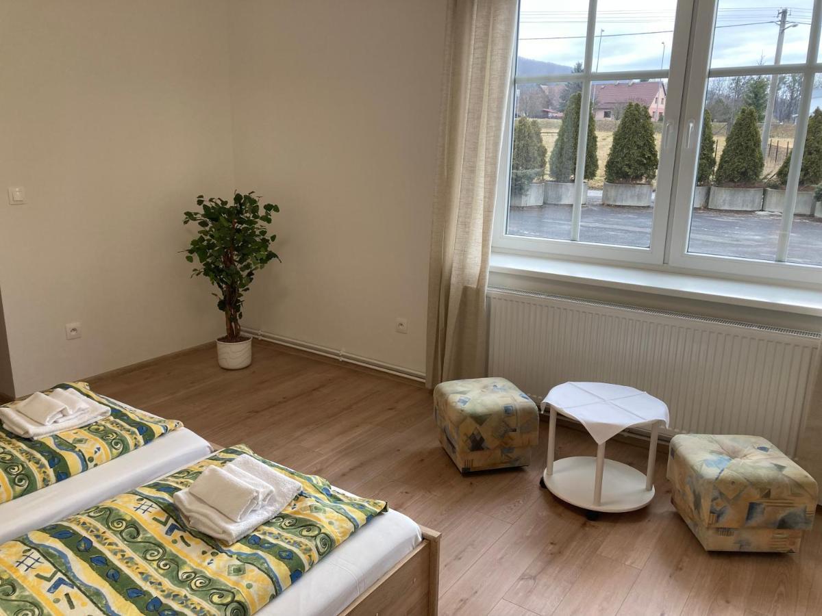 Apartmany Pod Radhostem Rožnov pod Radhoštěm Екстериор снимка